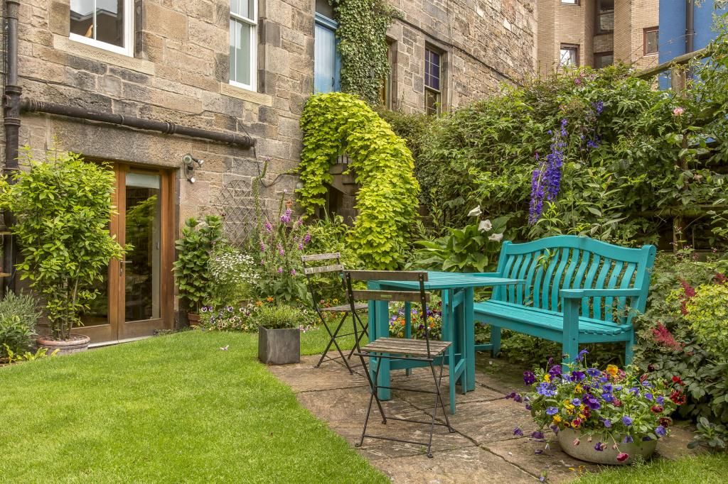 99/1 Henderson Row, Stockbridge EH3  