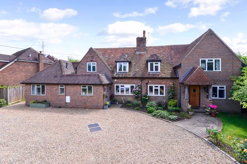 5 bed detached house for sale in Wanborough Lane, Cranleigh GU6 Zoopla