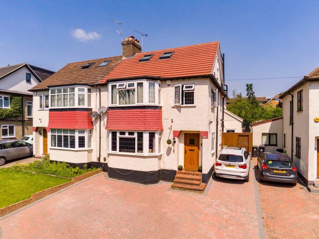 Brook Road, Epping CM16  