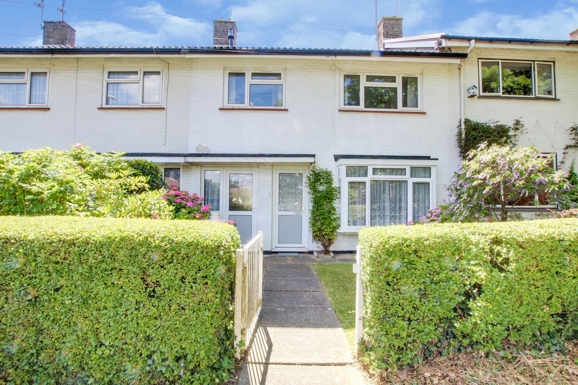 3 bed property for sale in Tilgate Way, Crawley RH10 Zoopla