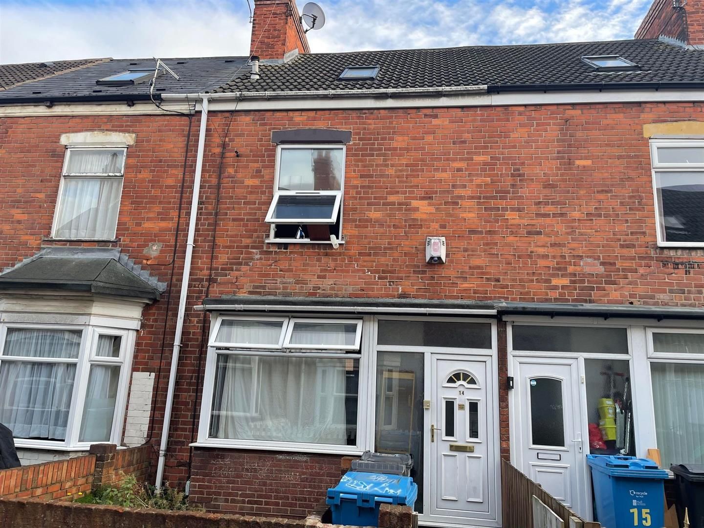 3 bed terraced house for sale in Myrtle Avenue, Williamson Street, Hull