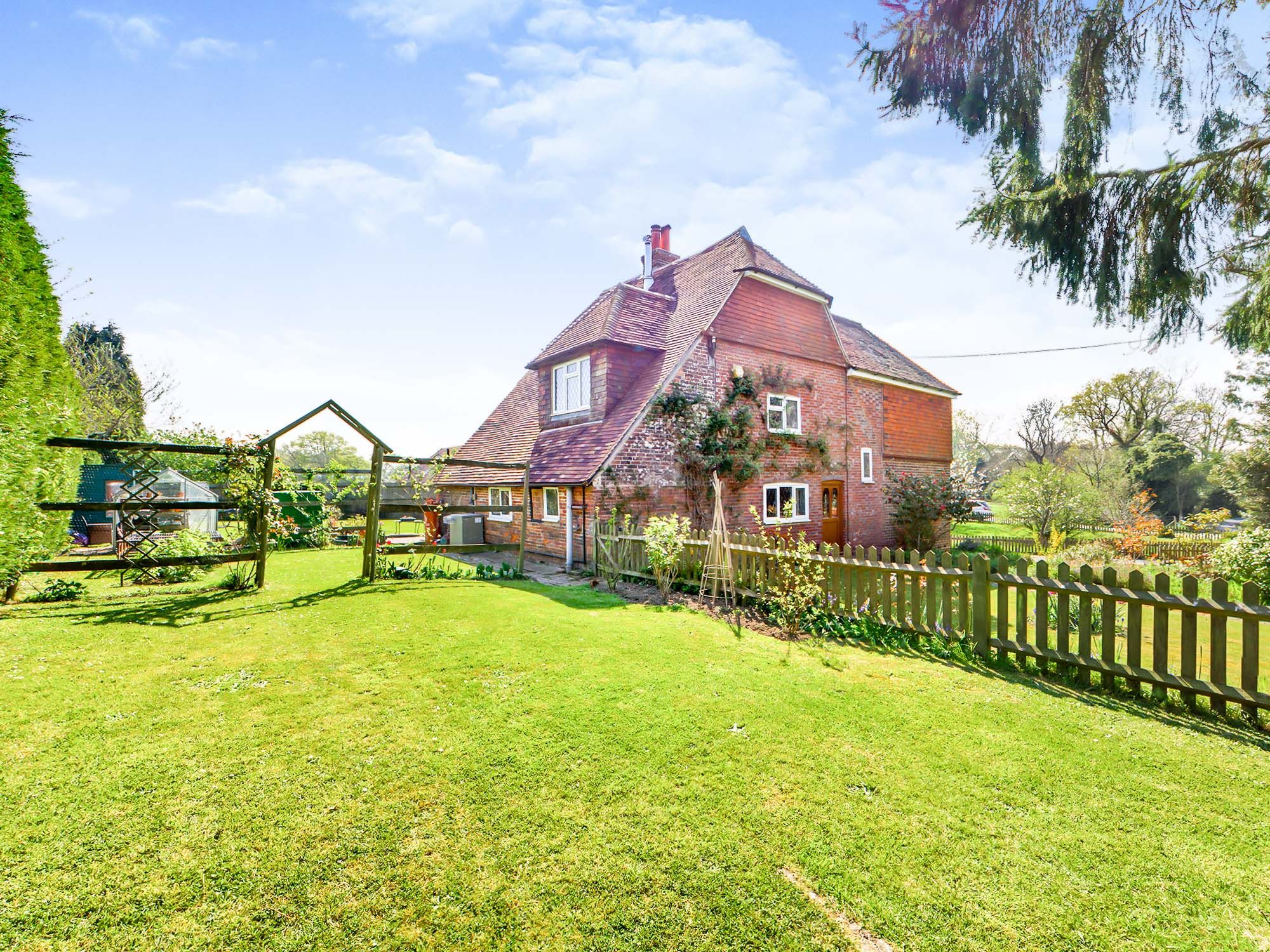 4 bed detached house for sale in Nursery Lane, North Common Road
