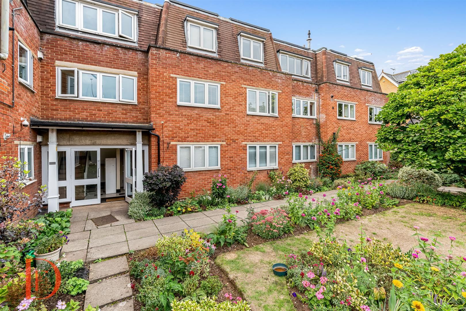 2 bed flat for sale in London Road, Sawbridgeworth CM21 Zoopla