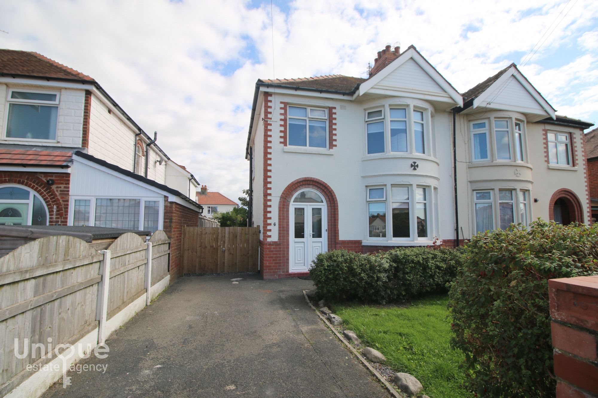 3 bed semidetached house for sale in Kendal Avenue, ThorntonCleveleys