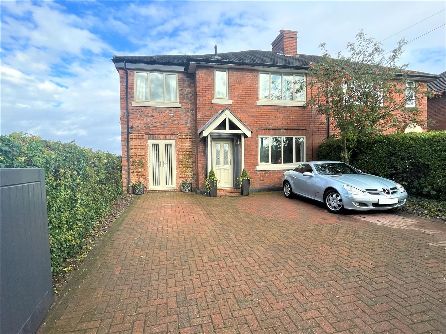 4 bed property for sale in Giantswood Lane, Hulme Walfield, Congleton