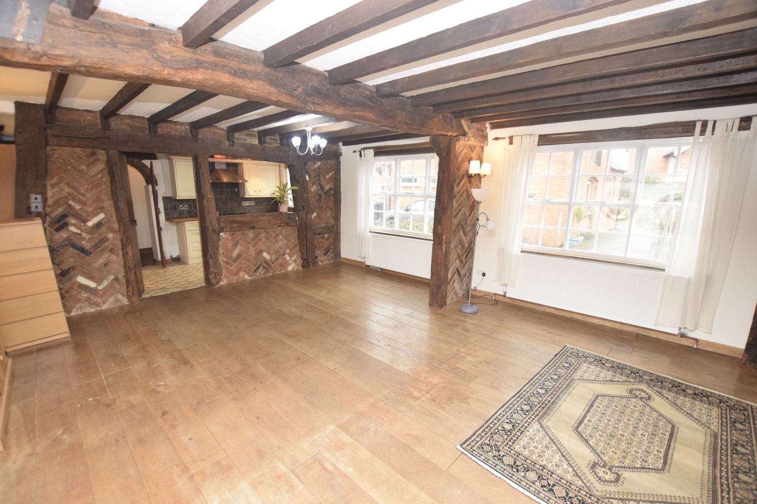 5 bed barn conversion to rent in The Limes Mews, Burnaston Lane, Etwall