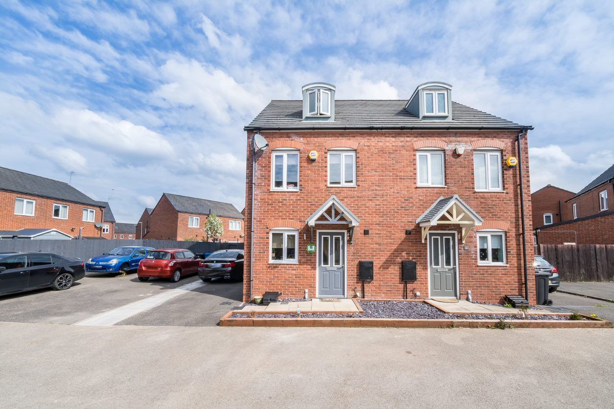 3 bed semidetached house for sale in Close, Prescot L34 Zoopla