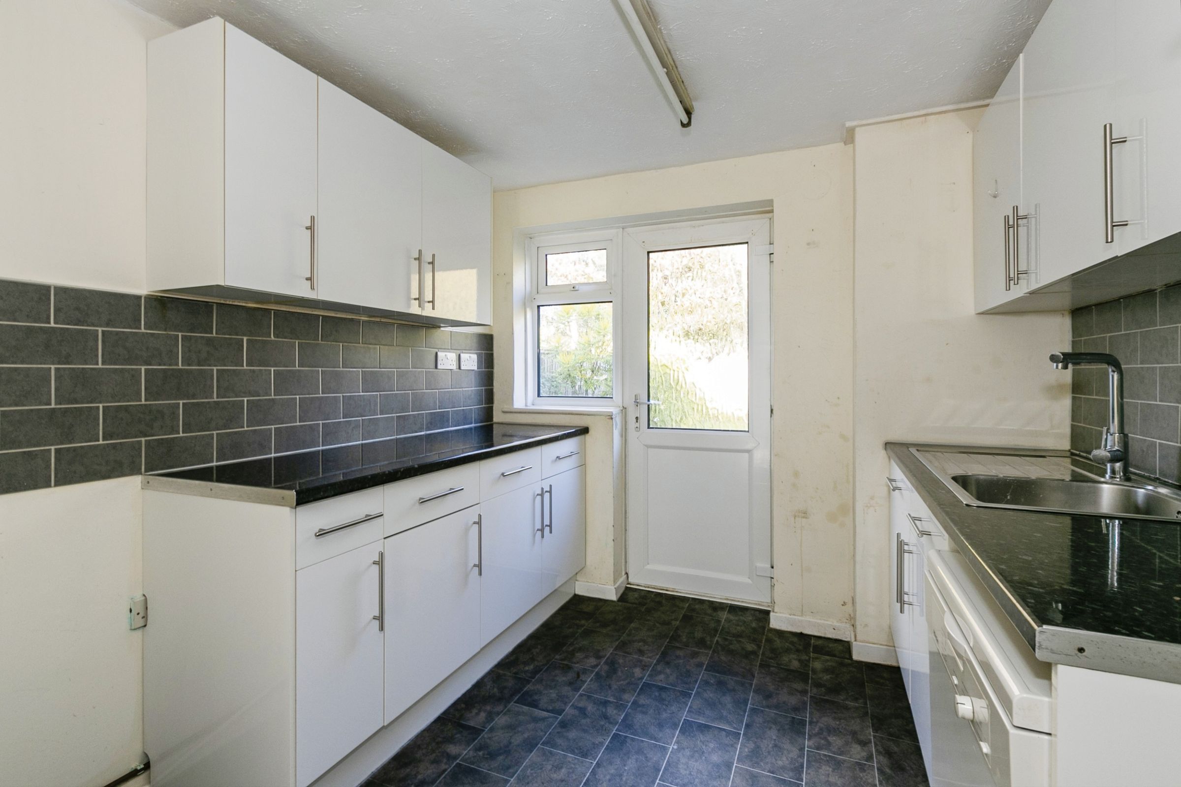 3 bed semidetached house for sale in Verity Crescent, Canford Heath