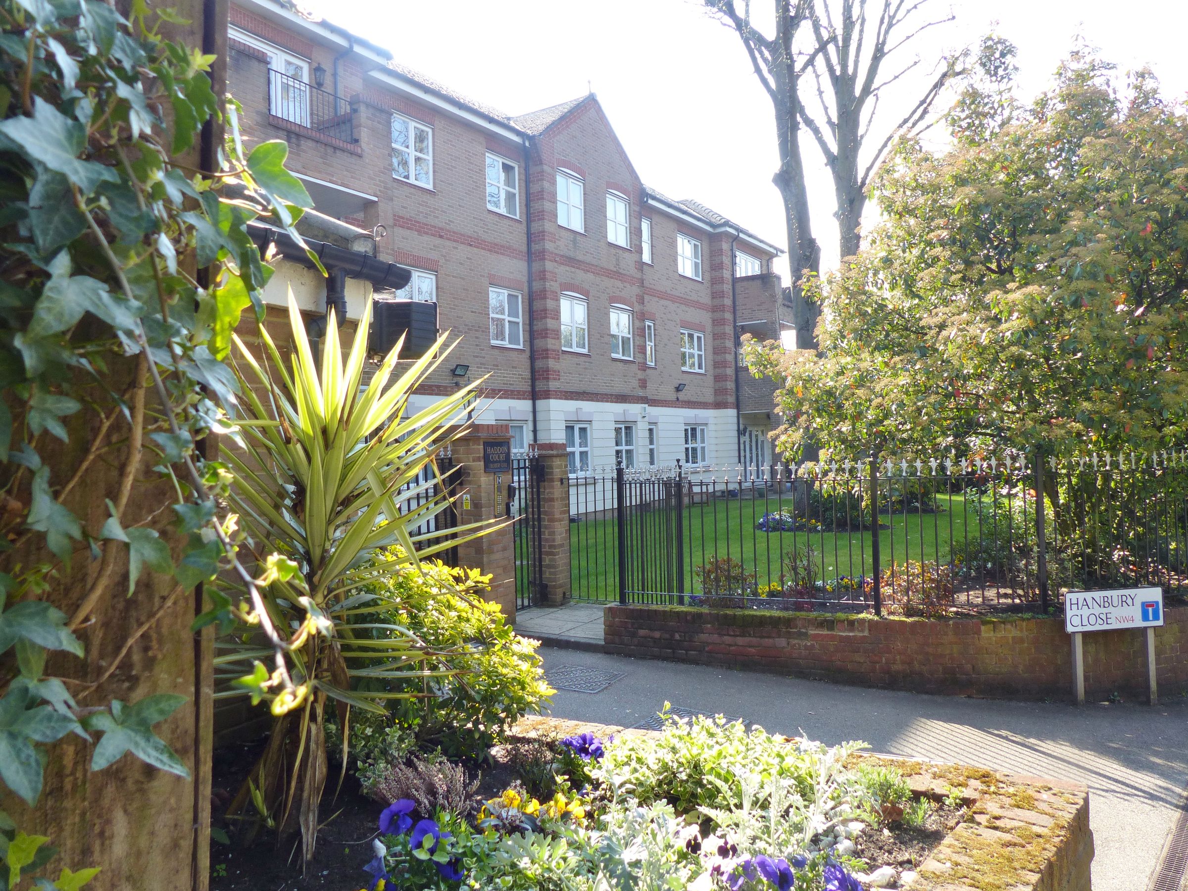 Hanbury Close Parson Street Hendon NW4  