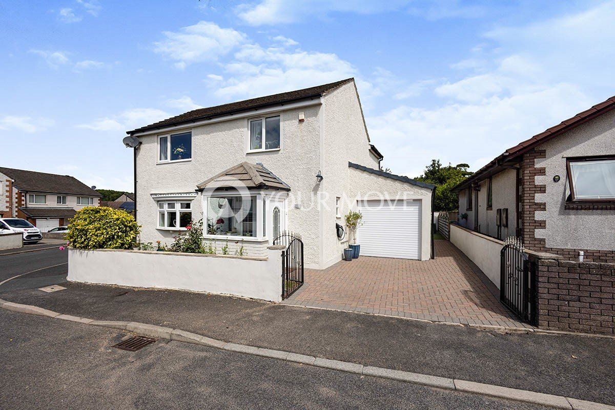 3 bed detached house for sale in Stanley View, Mirehouse, Whitehaven