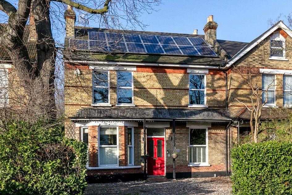 5 bed semidetached house for sale in Waddon Road, Croydon, Surrey CR0