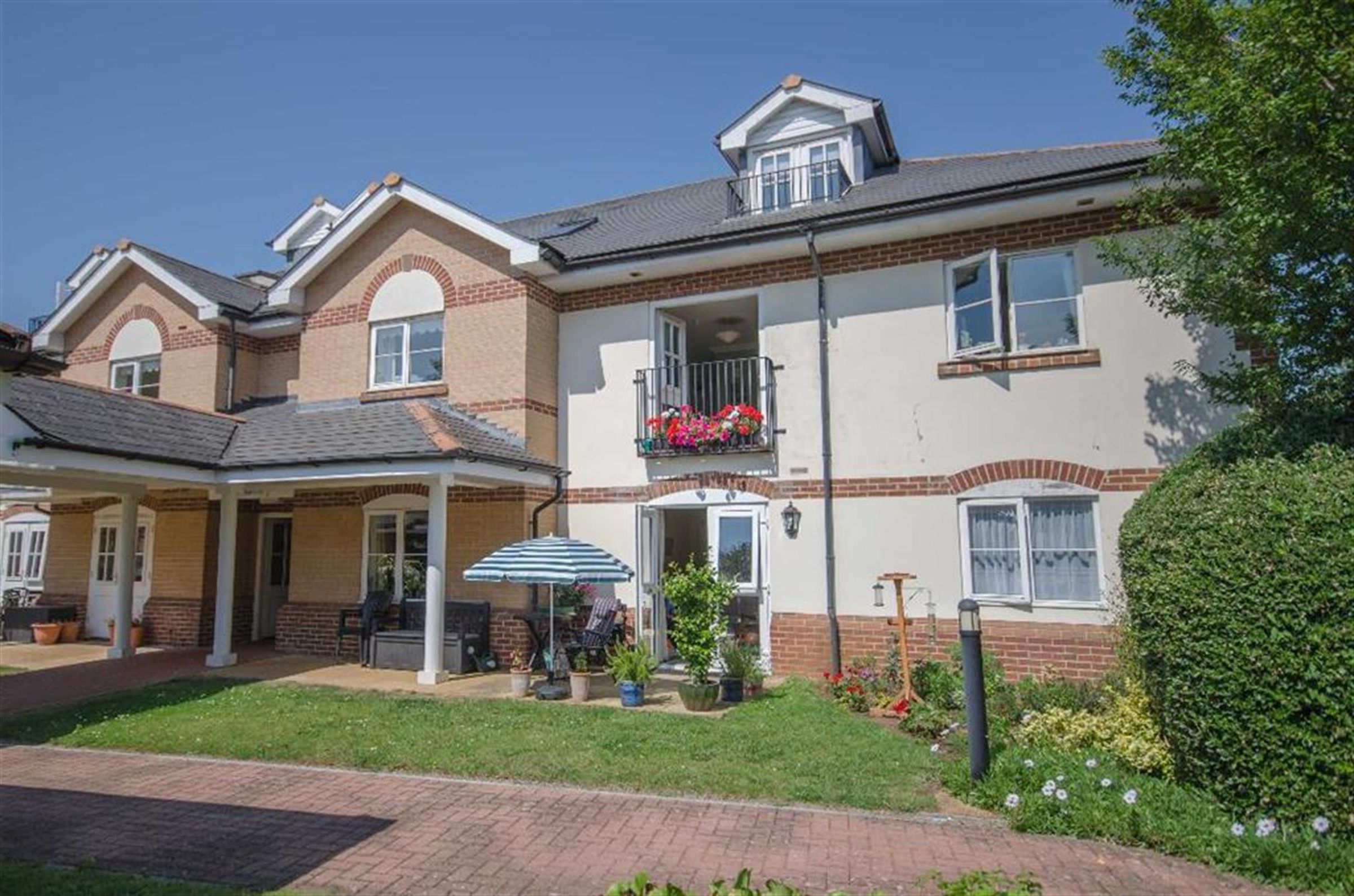 Woodland Court, Partridge Drive, Downend, Bristol BS16  