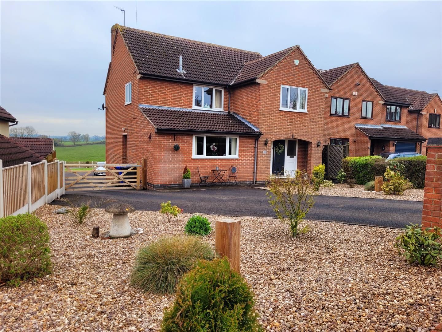 4 bed detached house for sale in High Lane East, West Hallam, Ilkeston