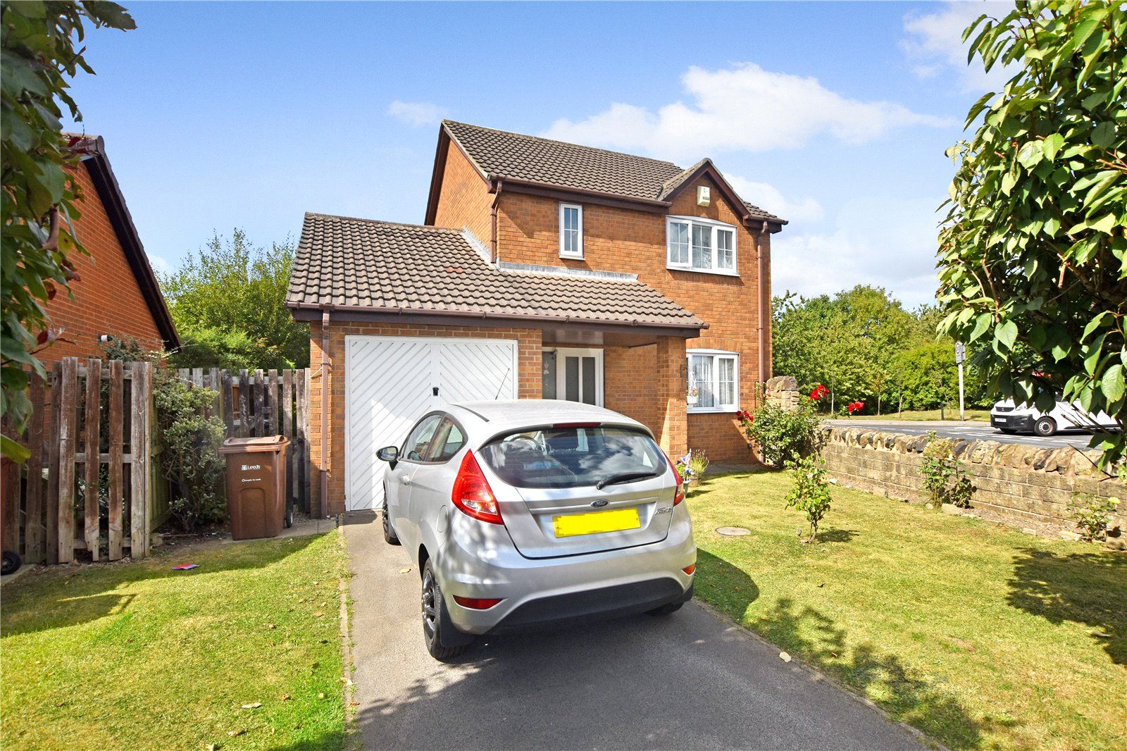 3 bed detached house for sale in Farm Hill Road, Morley, Leeds, West Yorkshire LS27 Zoopla