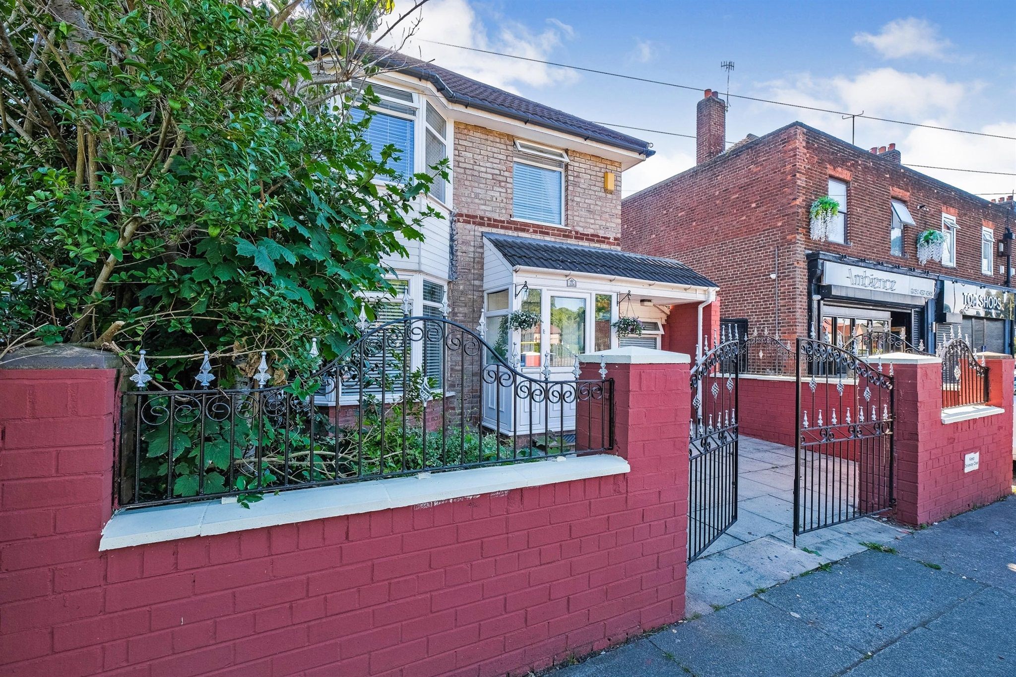 3 bed town house for sale in Mather Avenue, Allerton, Liverpool L19