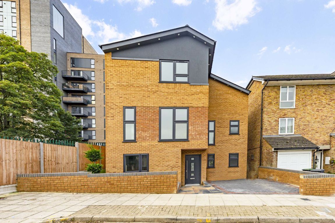 4 bed detached house for sale in Denmark Road, London N8 Zoopla
