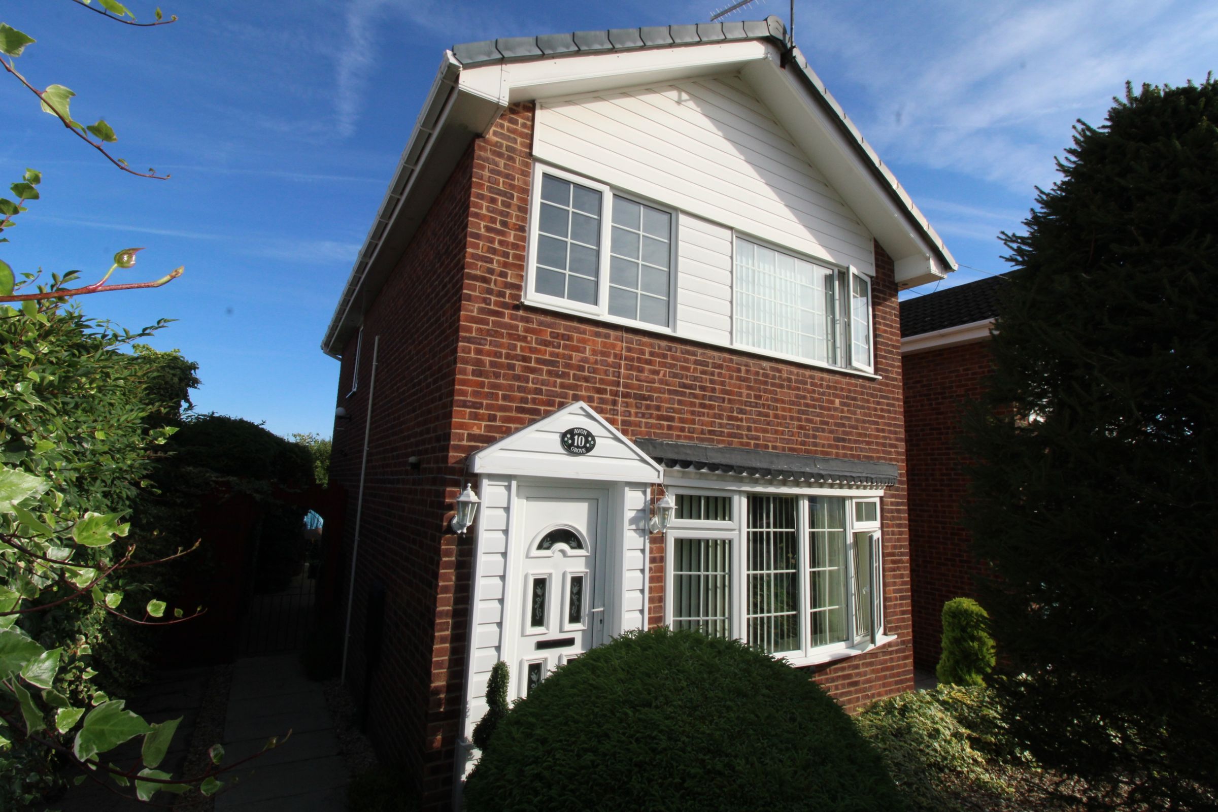 3 bed detached house for sale in Avon Grove, Chapeltown, Sheffield S35