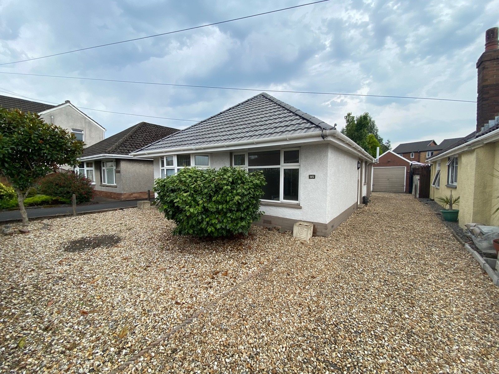 3 bed detached bungalow for sale in Caemawr Road, Morriston, Swansea