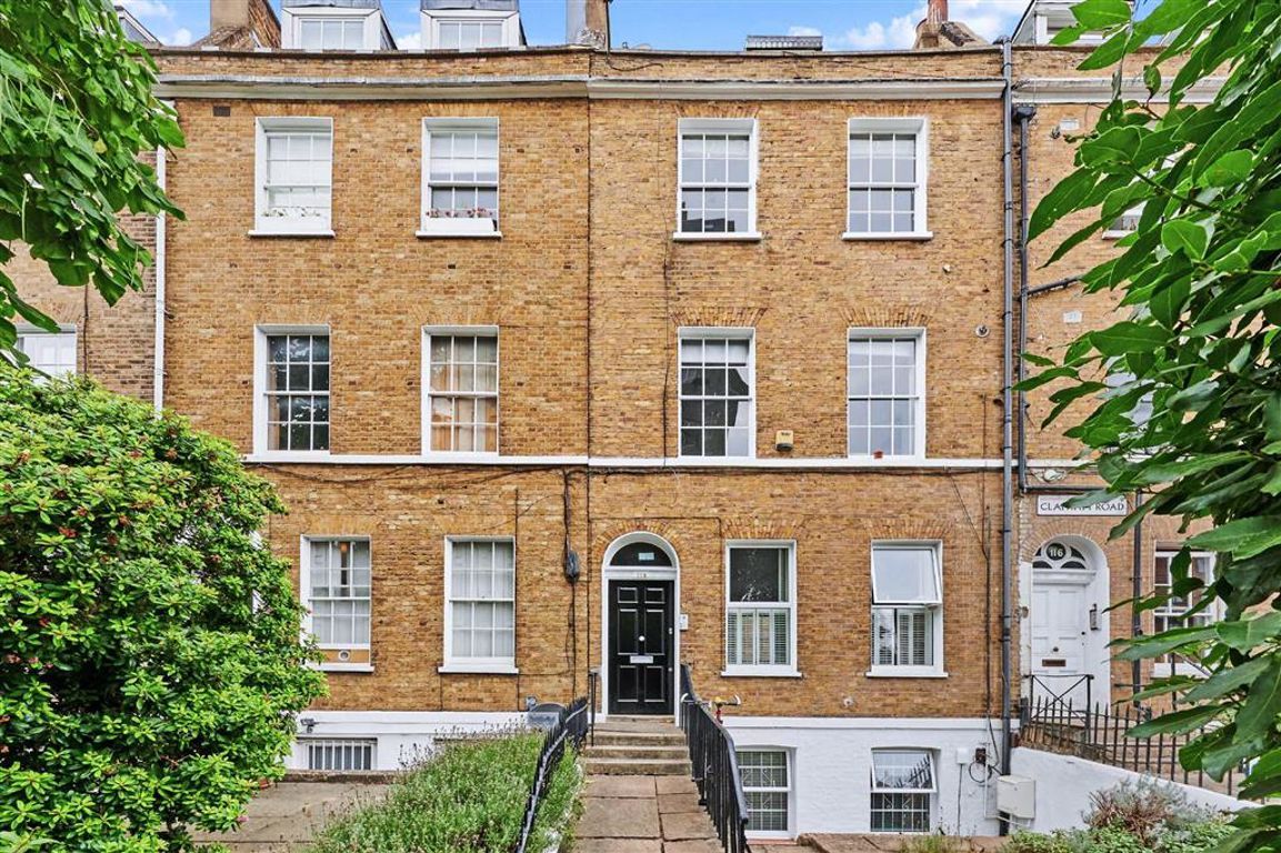 3 bed flat for sale in Clapham Road, London SW9 Zoopla