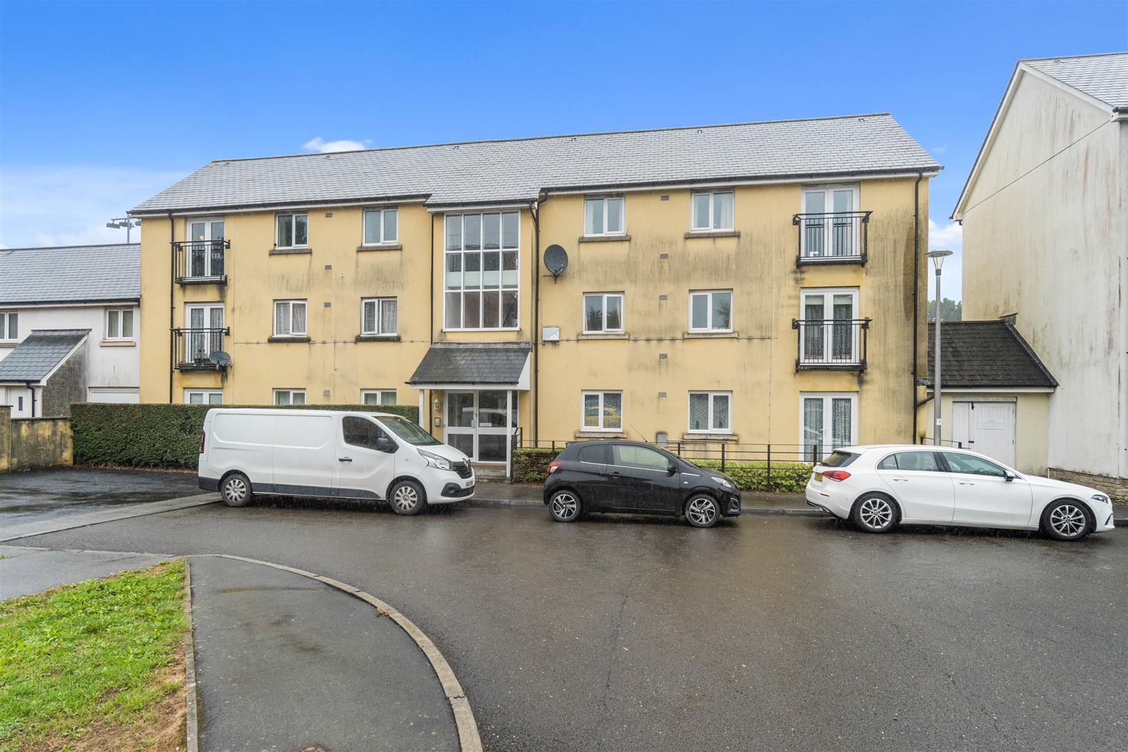 2 bed flat for sale in Tovey Crescent, Plymouth PL5 Zoopla
