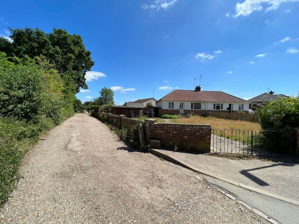 2 bed bungalow for sale in Olive Road, New Costessey, Norwich NR5 Zoopla