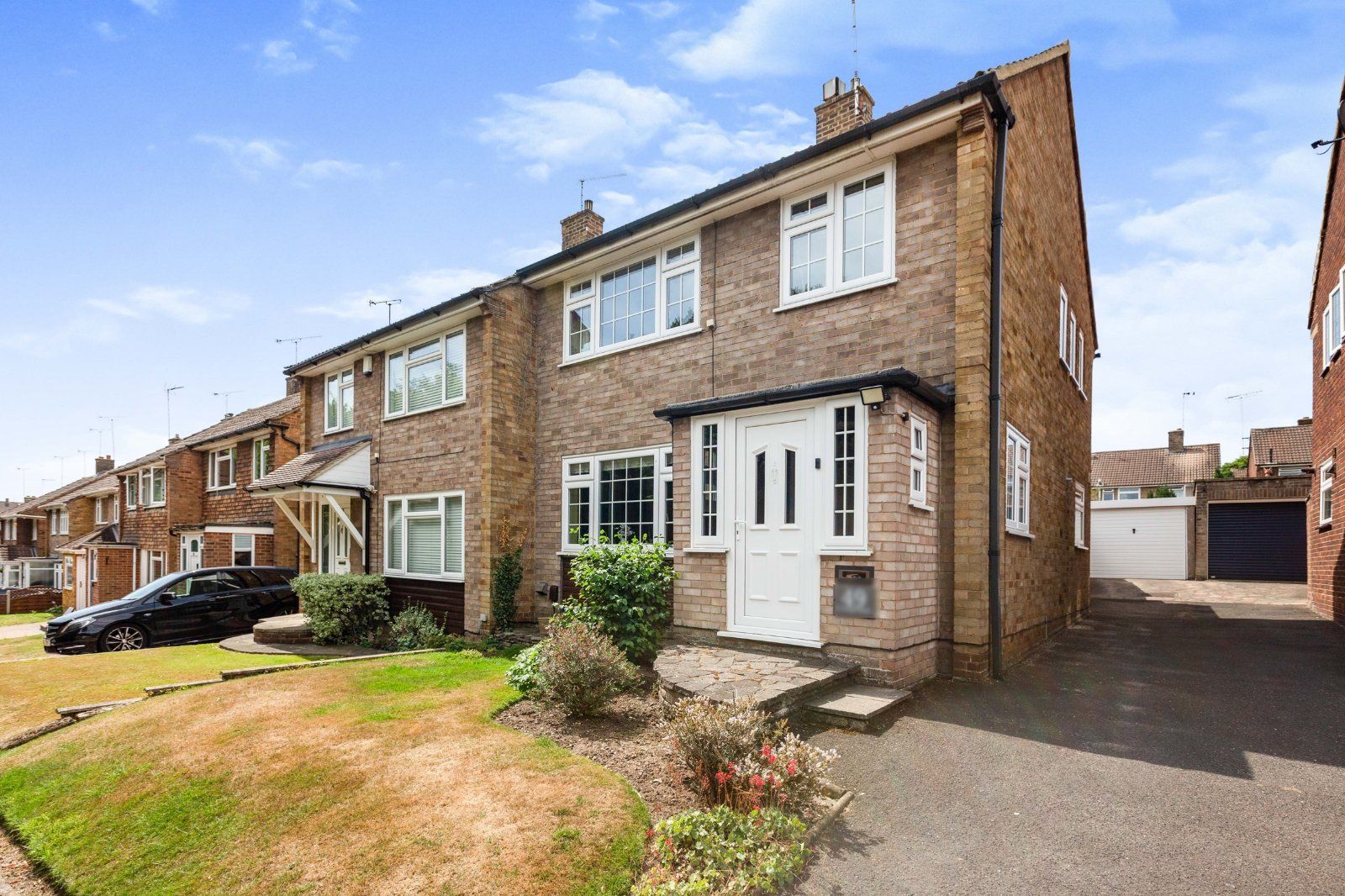 3 bed semidetached house for sale in St. Road, Swanley, Kent