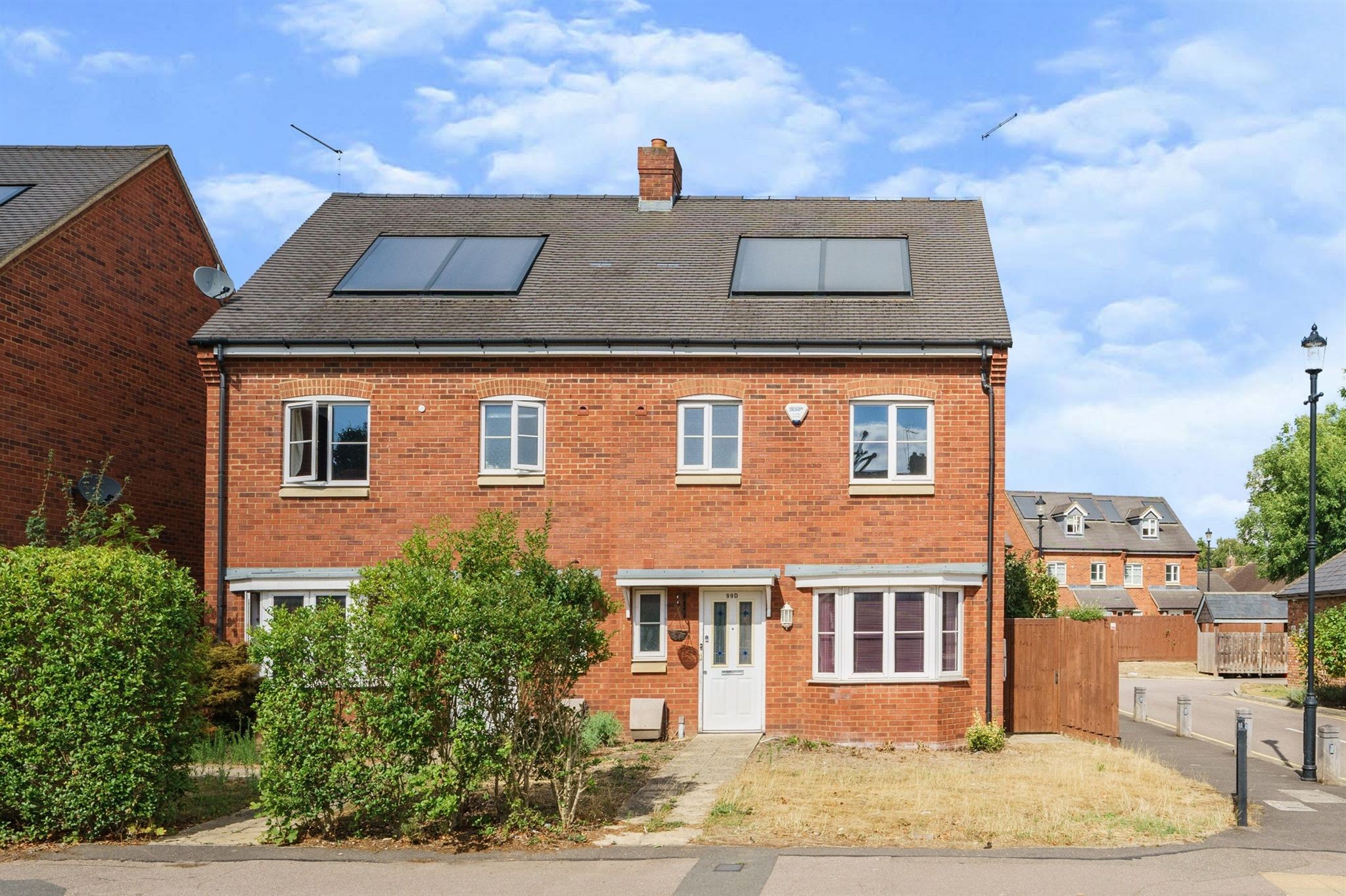 3 bed semidetached house for sale in Cole Green Lane, Welwyn Garden