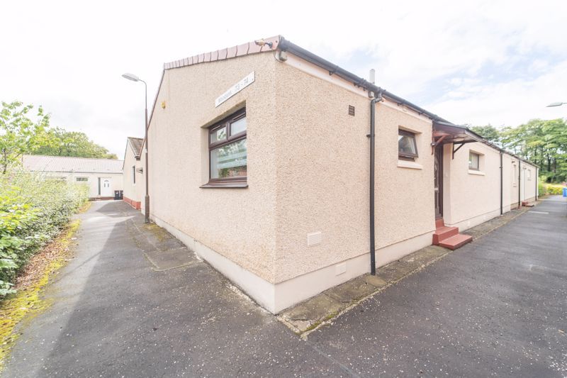 3 bed semidetached bungalow for sale in Whinbank, Ladywell, Livingston