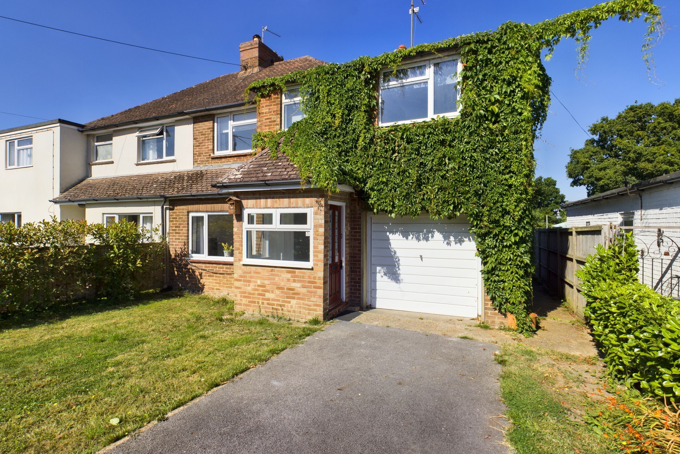 4 bed semidetached house for sale in Furzeland Way, Sayers Common