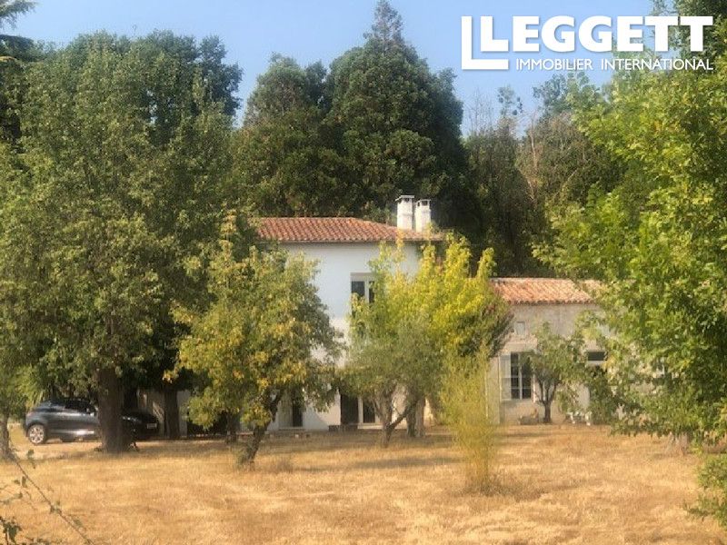 3 bed villa for sale in SainteFoyLaGrande, Gironde, Nouvelle