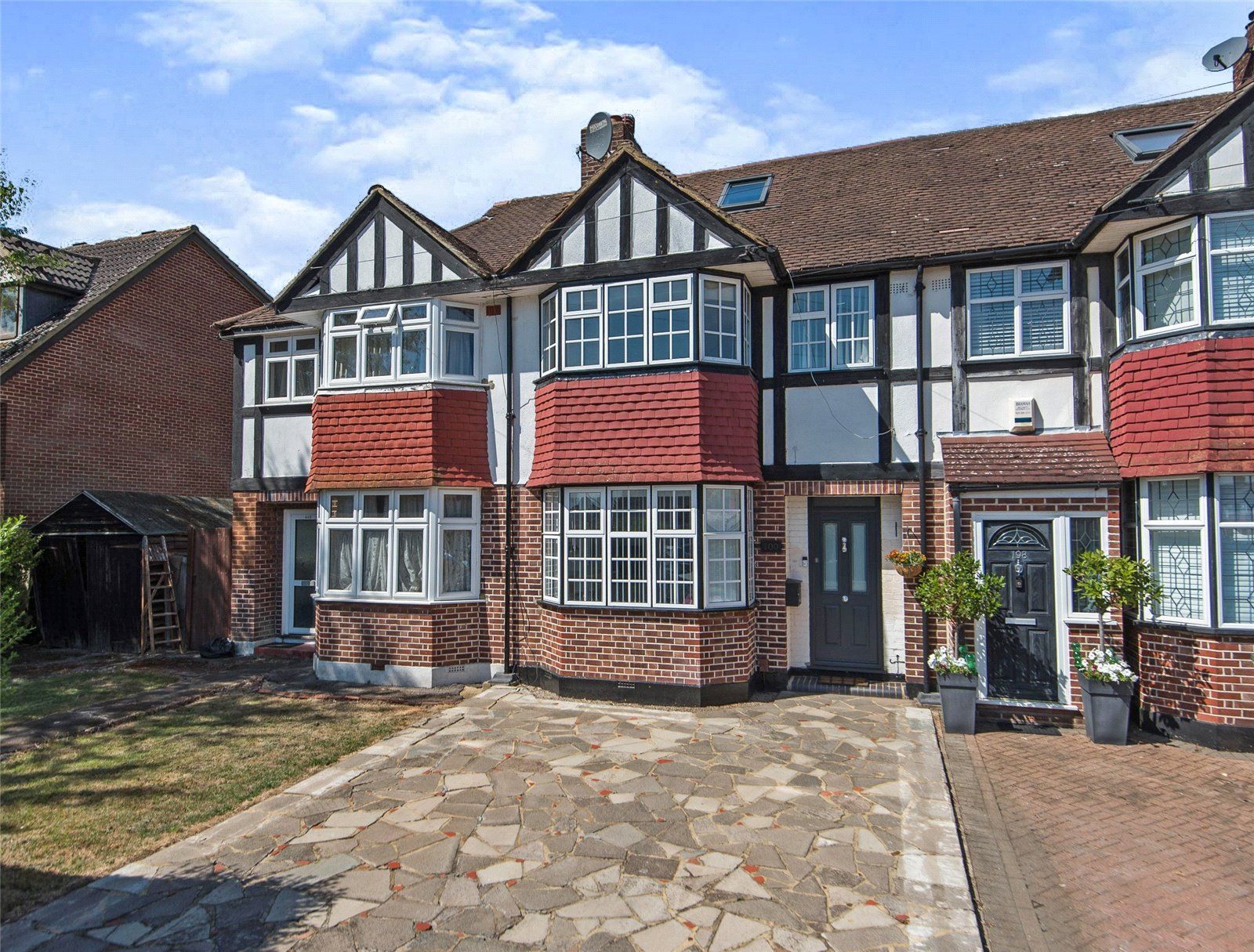 4 bed terraced house for sale in Kingshill Avenue, Worcester Park KT4