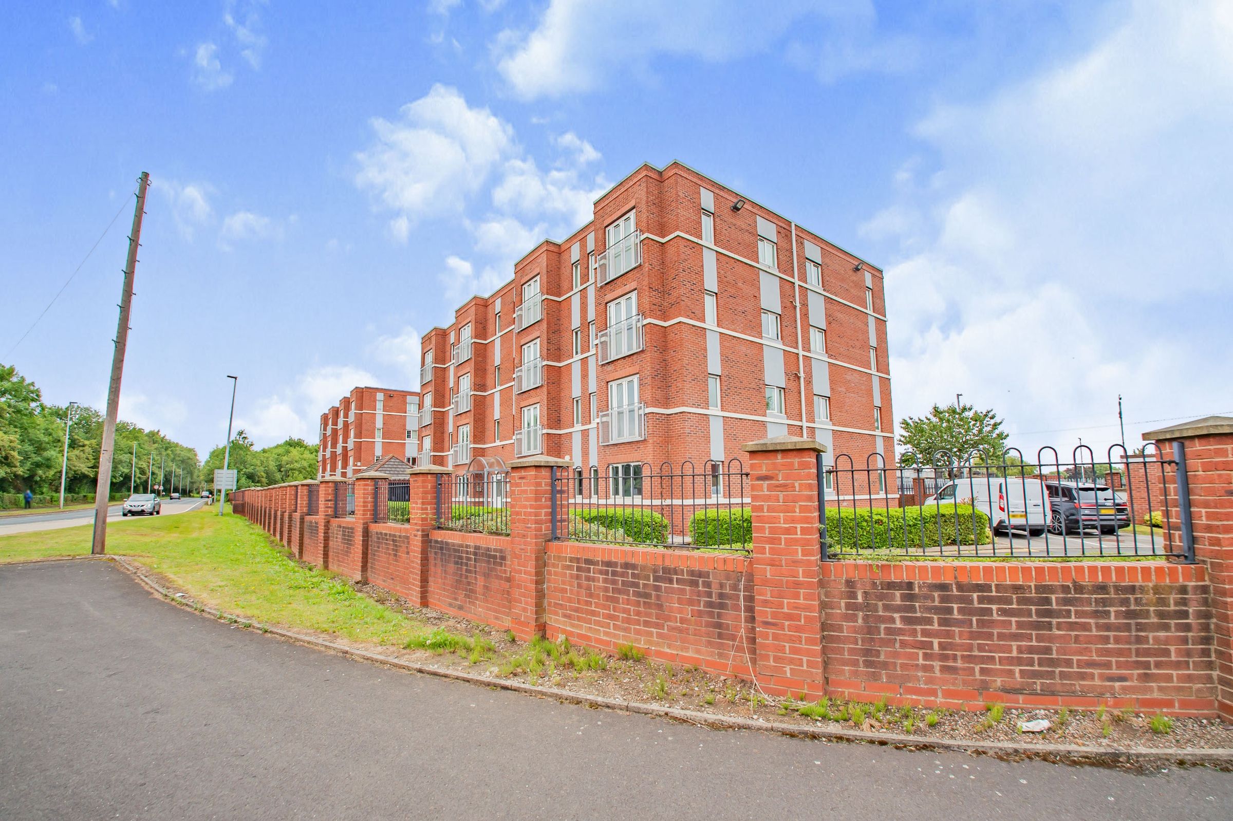2 bed flat for sale in Forebay Drive, Irlam, Manchester M44 Zoopla