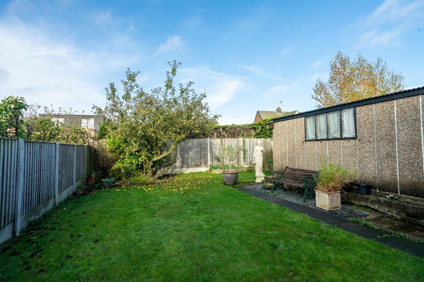 2 bed semidetached bungalow for sale in Shelley Grove, Rawcliffe, York