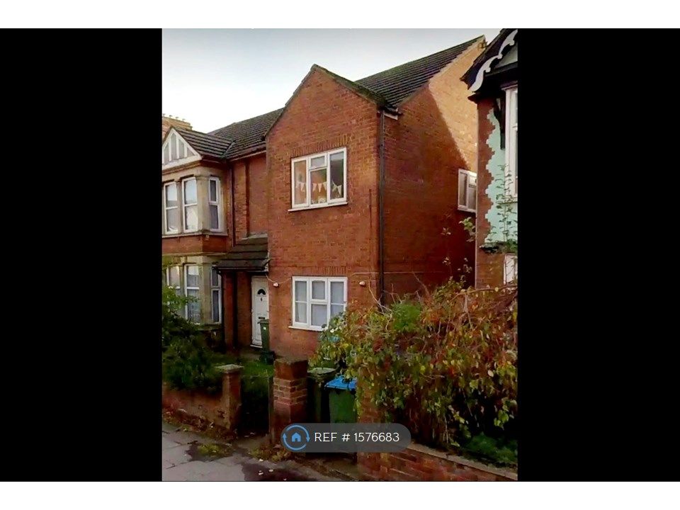 1 bed flat to rent in High Street, Aylesbury HP20 Zoopla