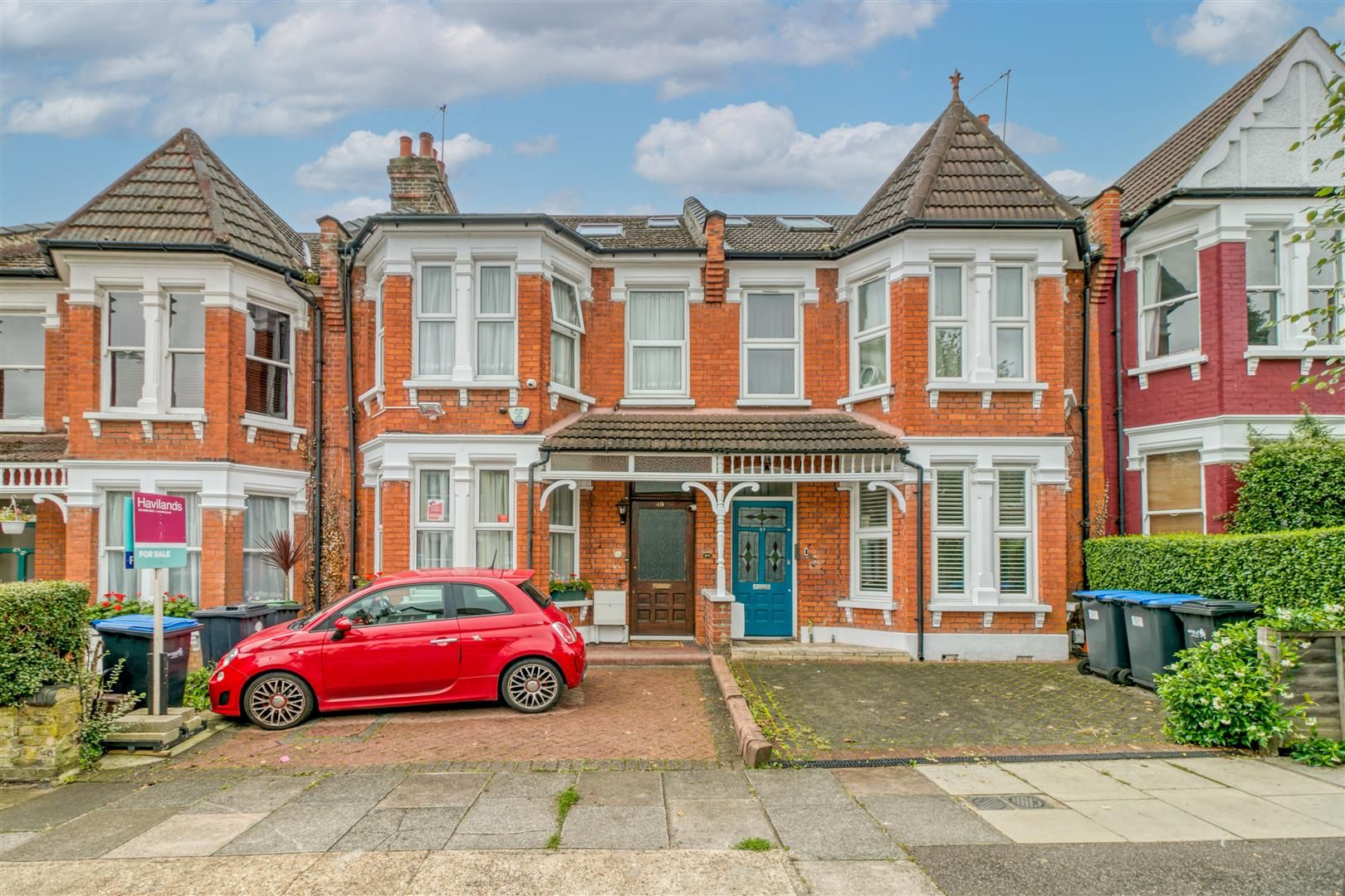 Eaton Park Road Palmers Grn N13  