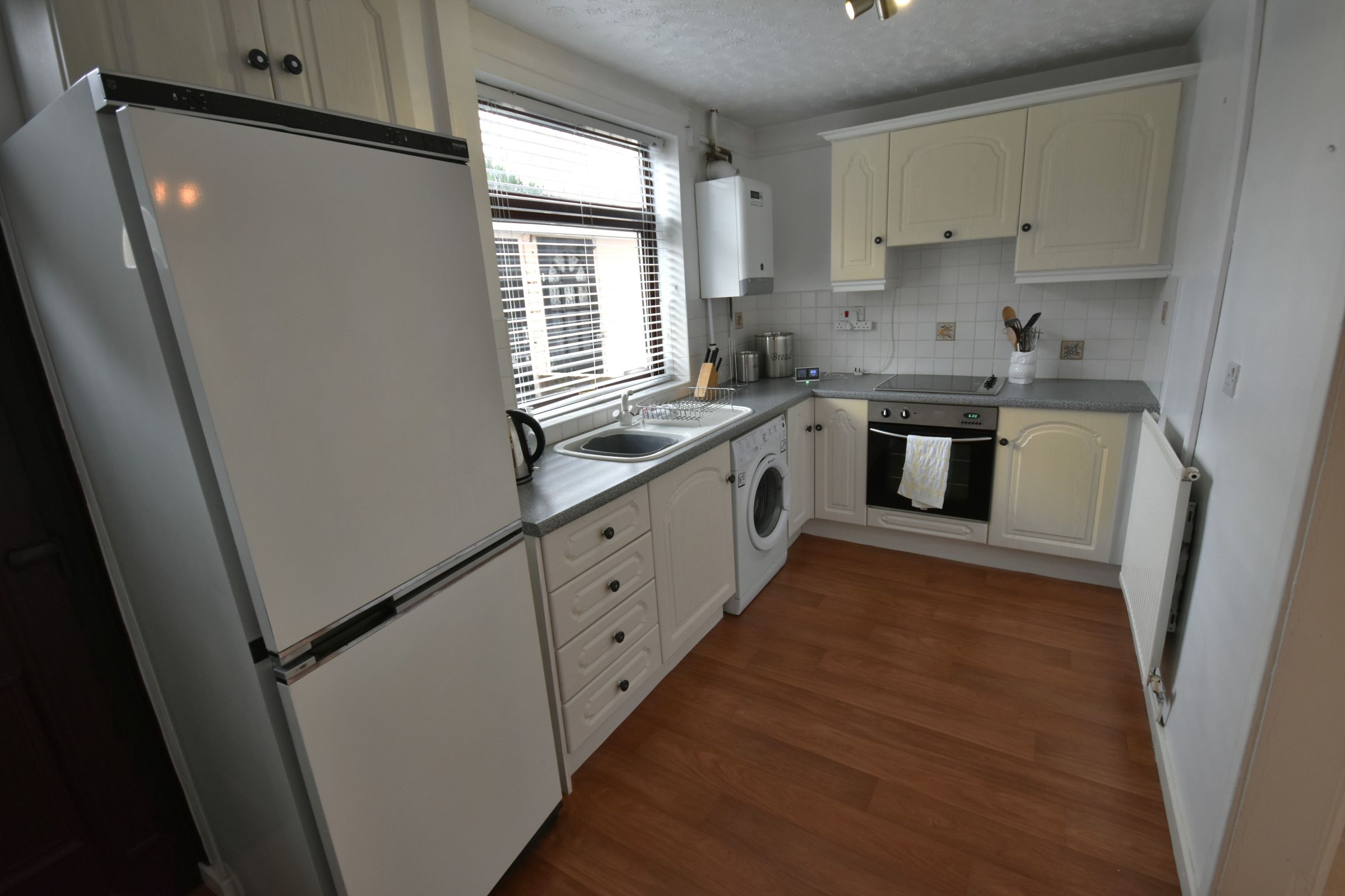 3 bed semidetached house for sale in Cefn Dre, Wrexham LL13 Zoopla