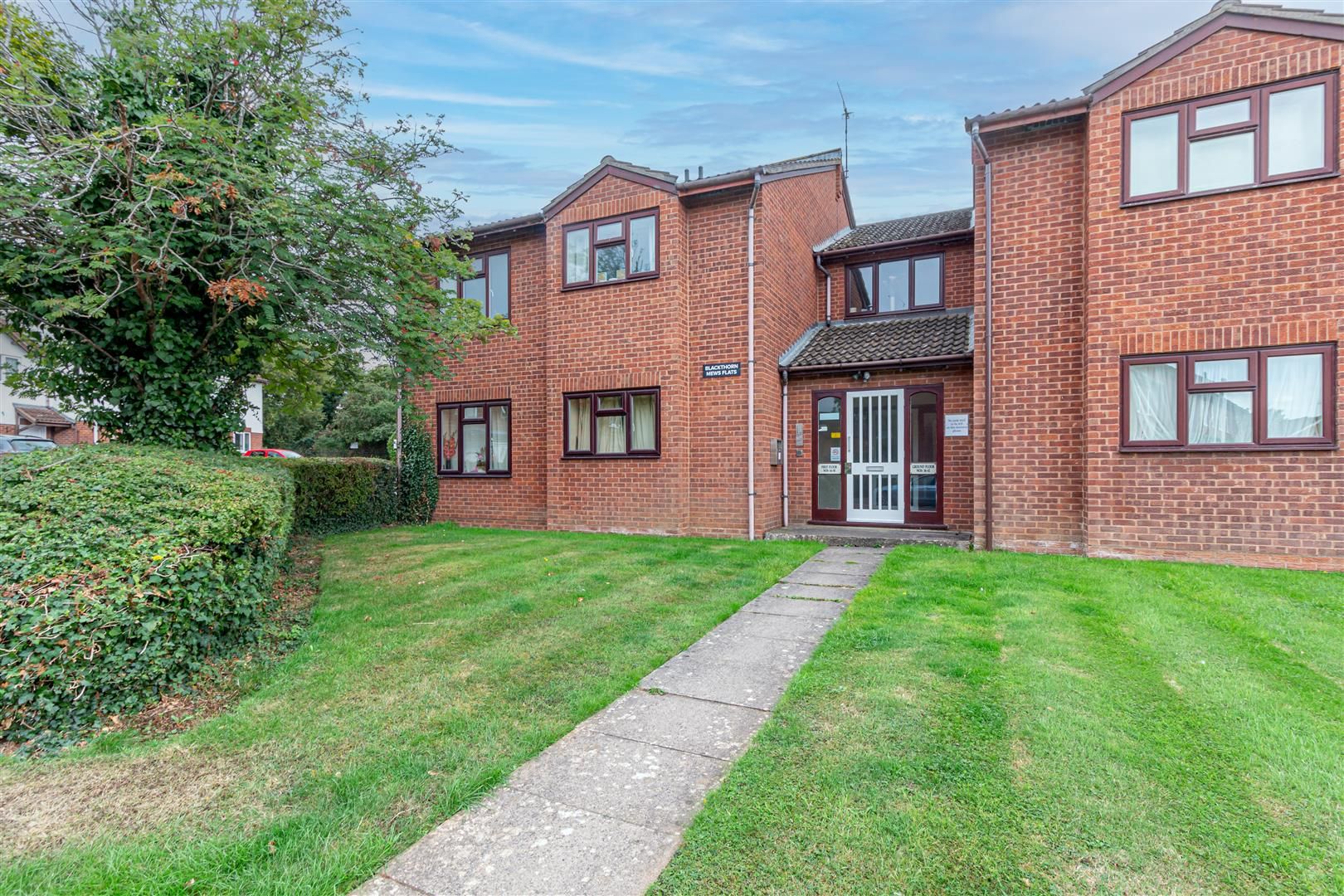 1 bed flat for sale in Salters Close, Worcester WR4 Zoopla