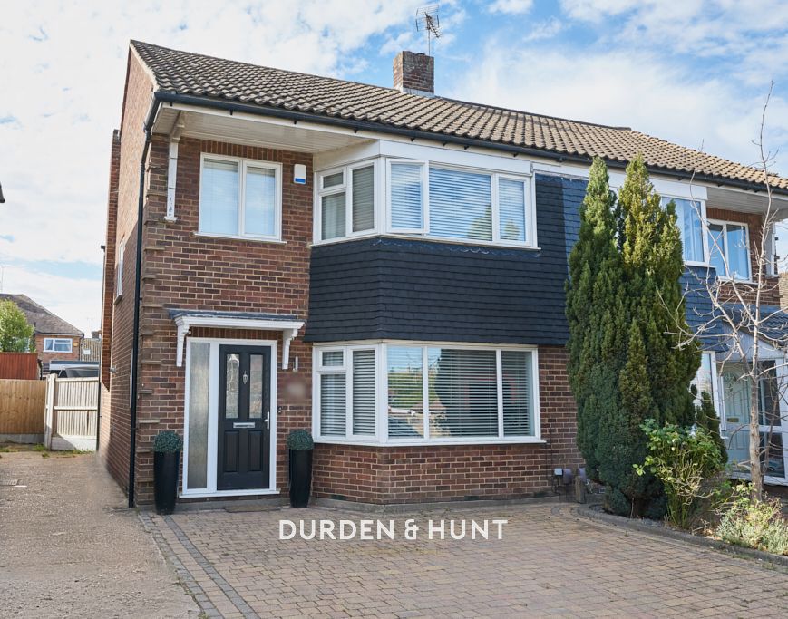 3 bed semidetached house for sale in Mayflower Way, Ongar CM5 Zoopla