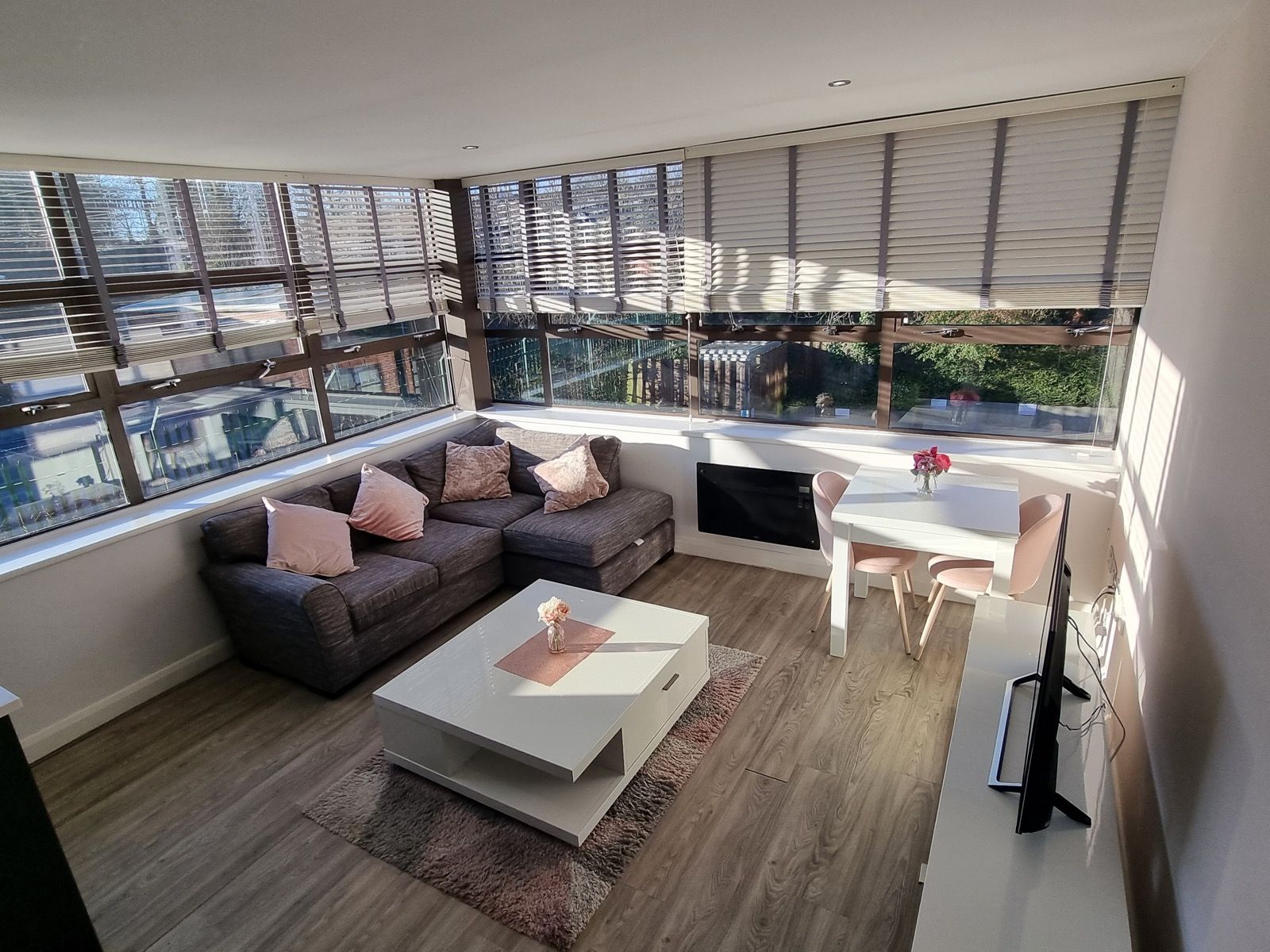 2 bed flat for sale in Macclesfield Road, Wilmslow SK9 Zoopla