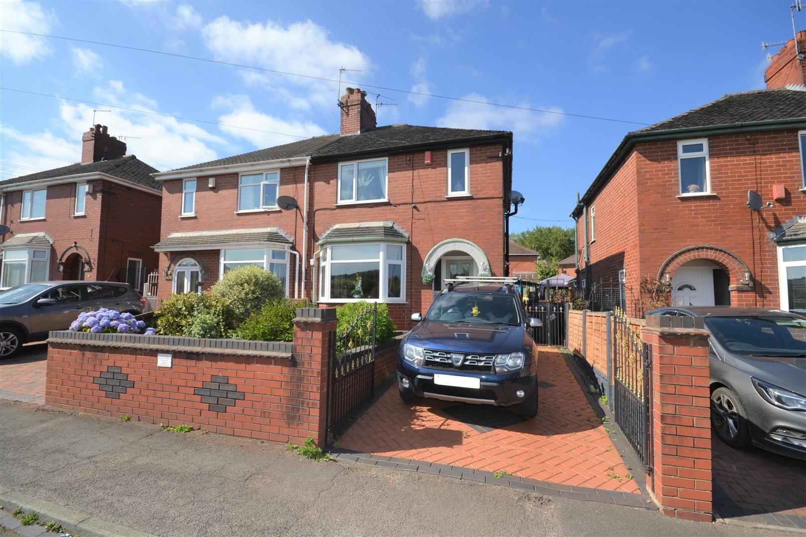3 bed semidetached house for sale in Silverdale Road, NewcastleUnder