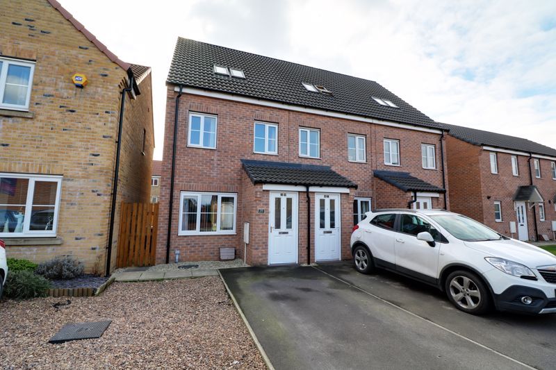 3 bed terraced house for sale in Turnstone Drive, Scunthorpe DN16 Zoopla