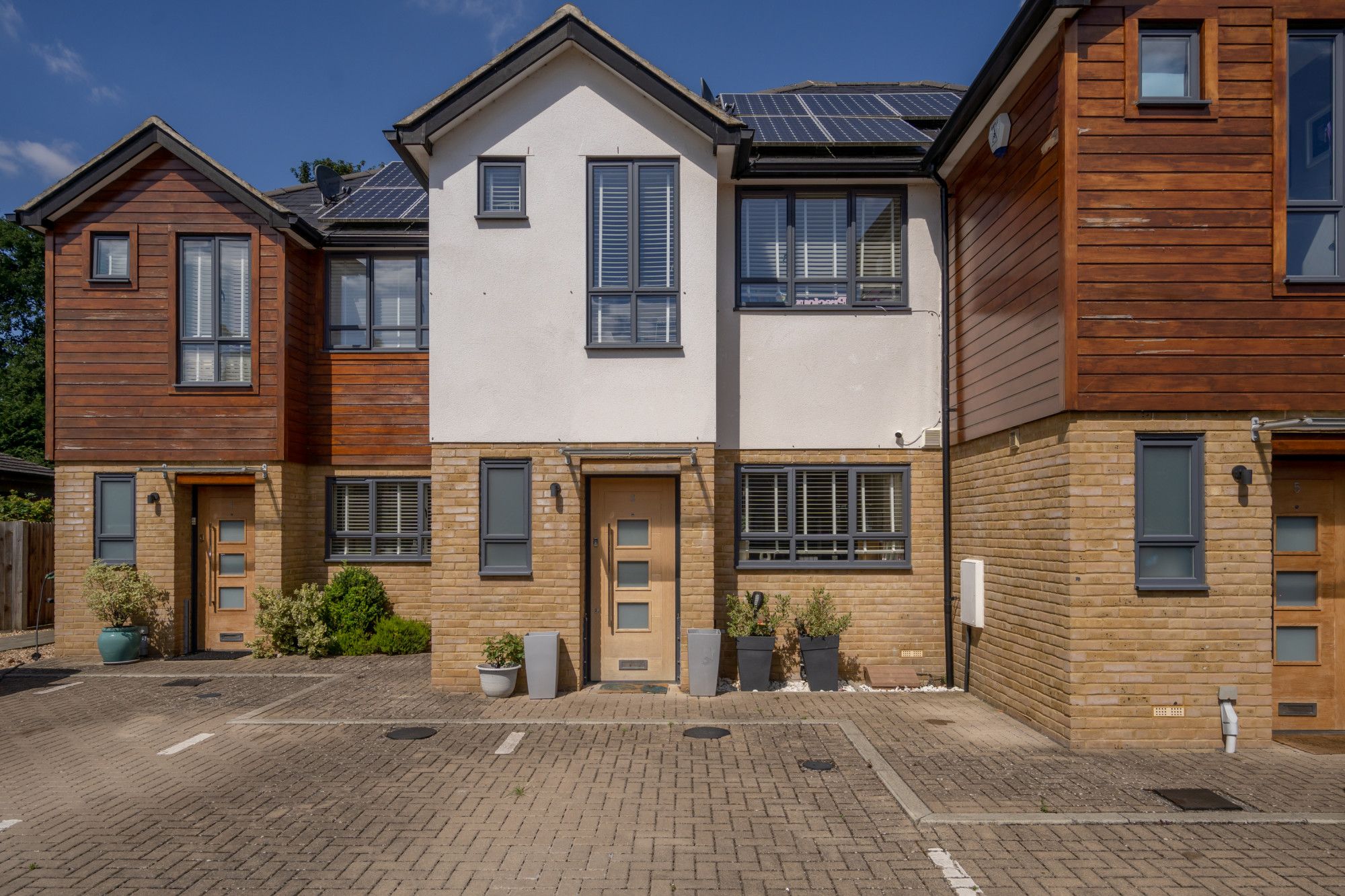 3 bed terraced house for sale in Cannon Way, Fetcham, Leatherhead KT22