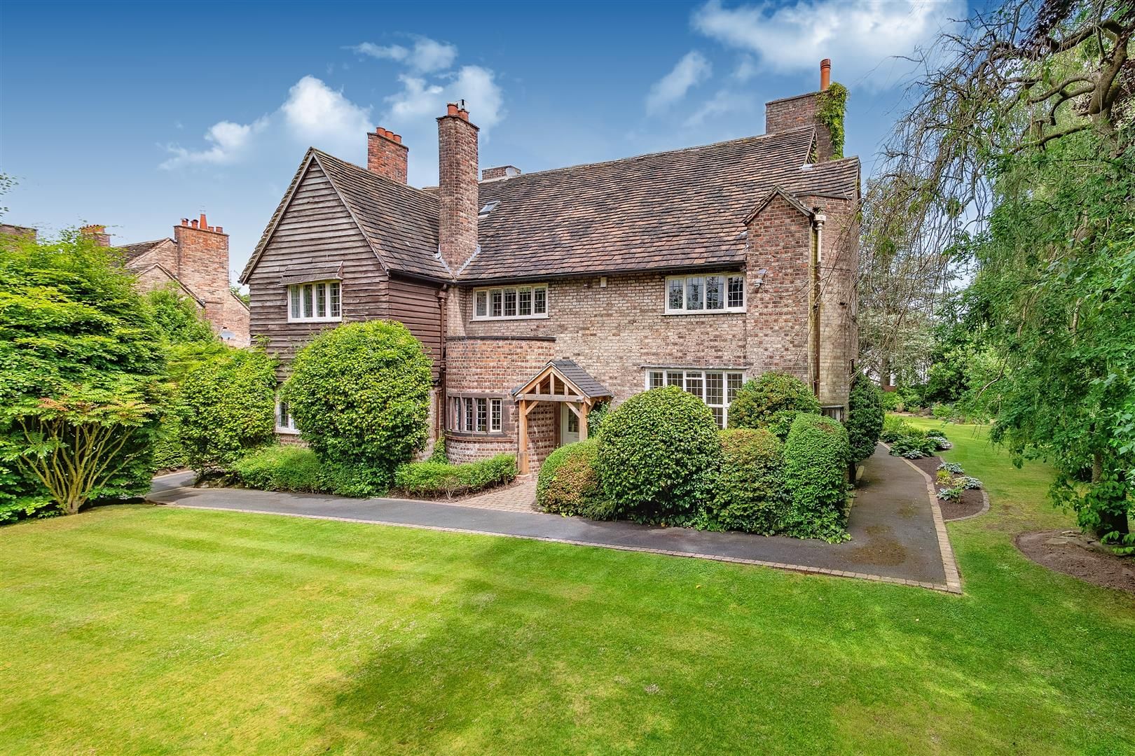 7 bed detached house for sale in Hale Road, Hale, Altrincham WA15 Zoopla