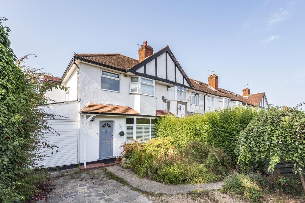 3 bed end terrace house for sale in Lower Sunbury, Surrey TW16 Zoopla