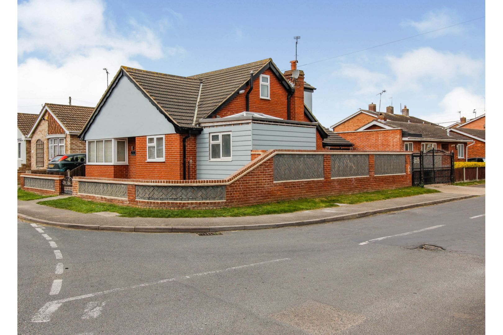 Hassell Road, Canvey Island SS8  