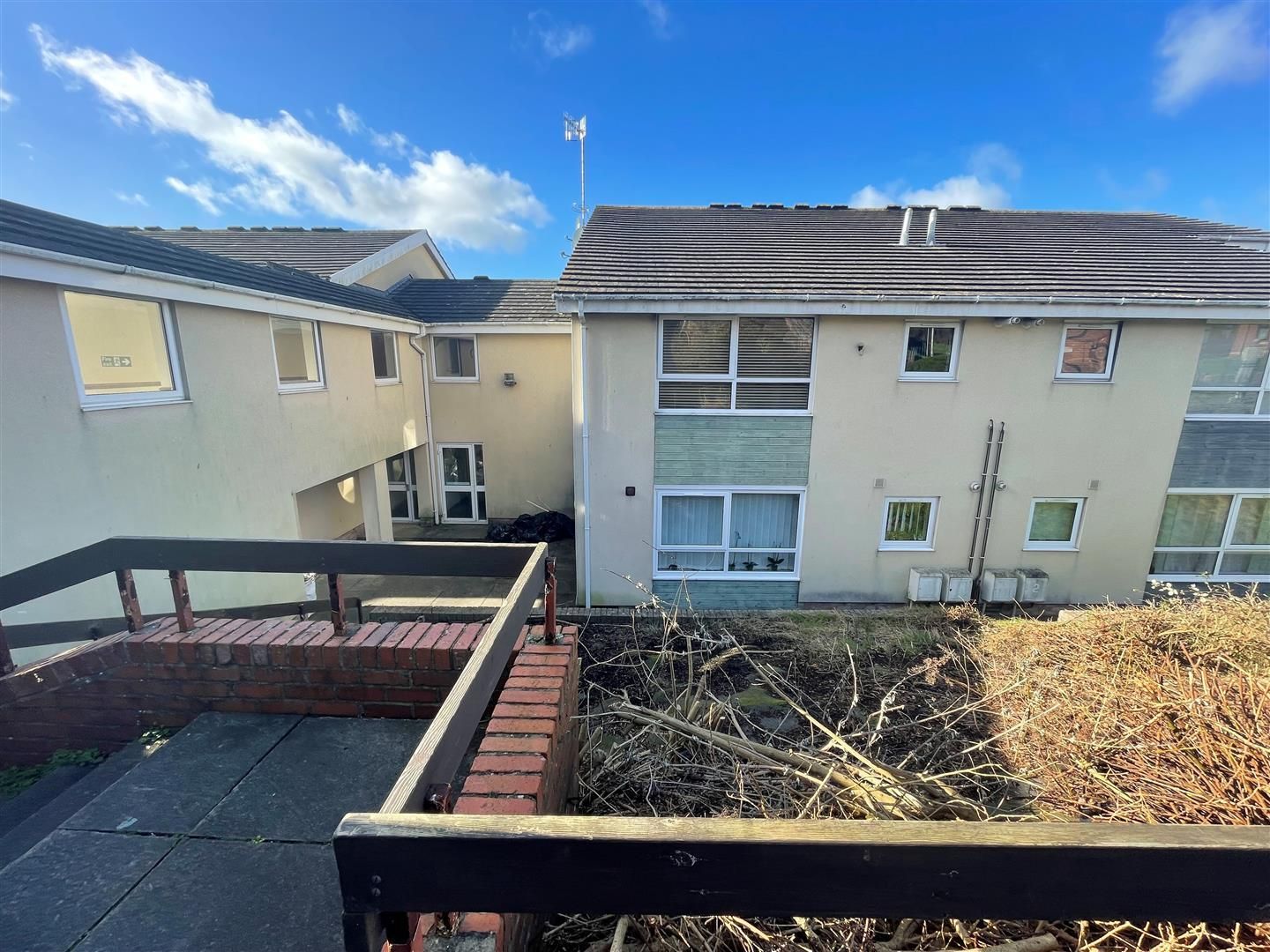 1 bed flat for sale in Tir Einon, Llanelli SA14 Zoopla