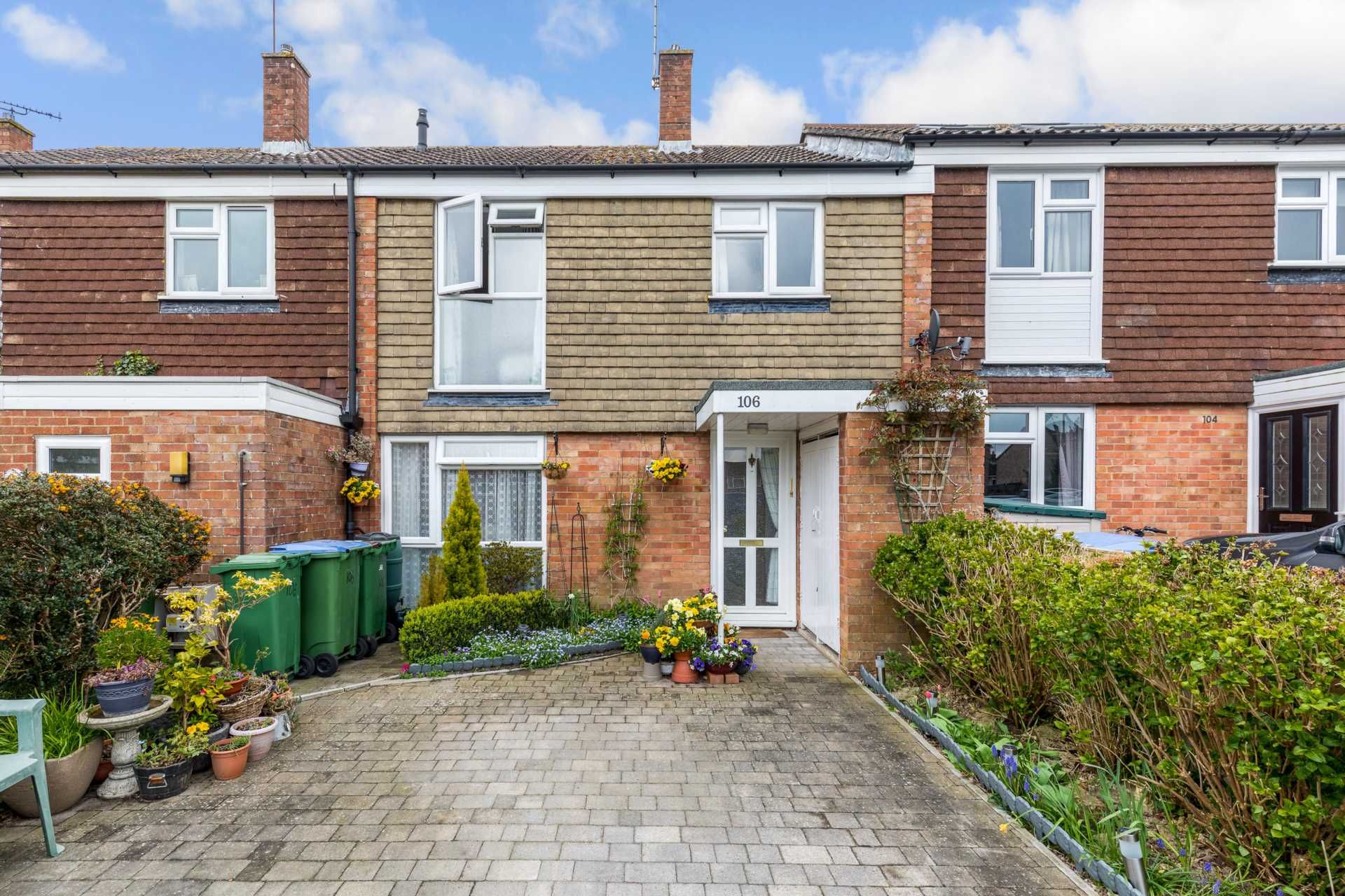 3 bed terraced house for sale in Corsletts Avenue, Broadbridge Heath