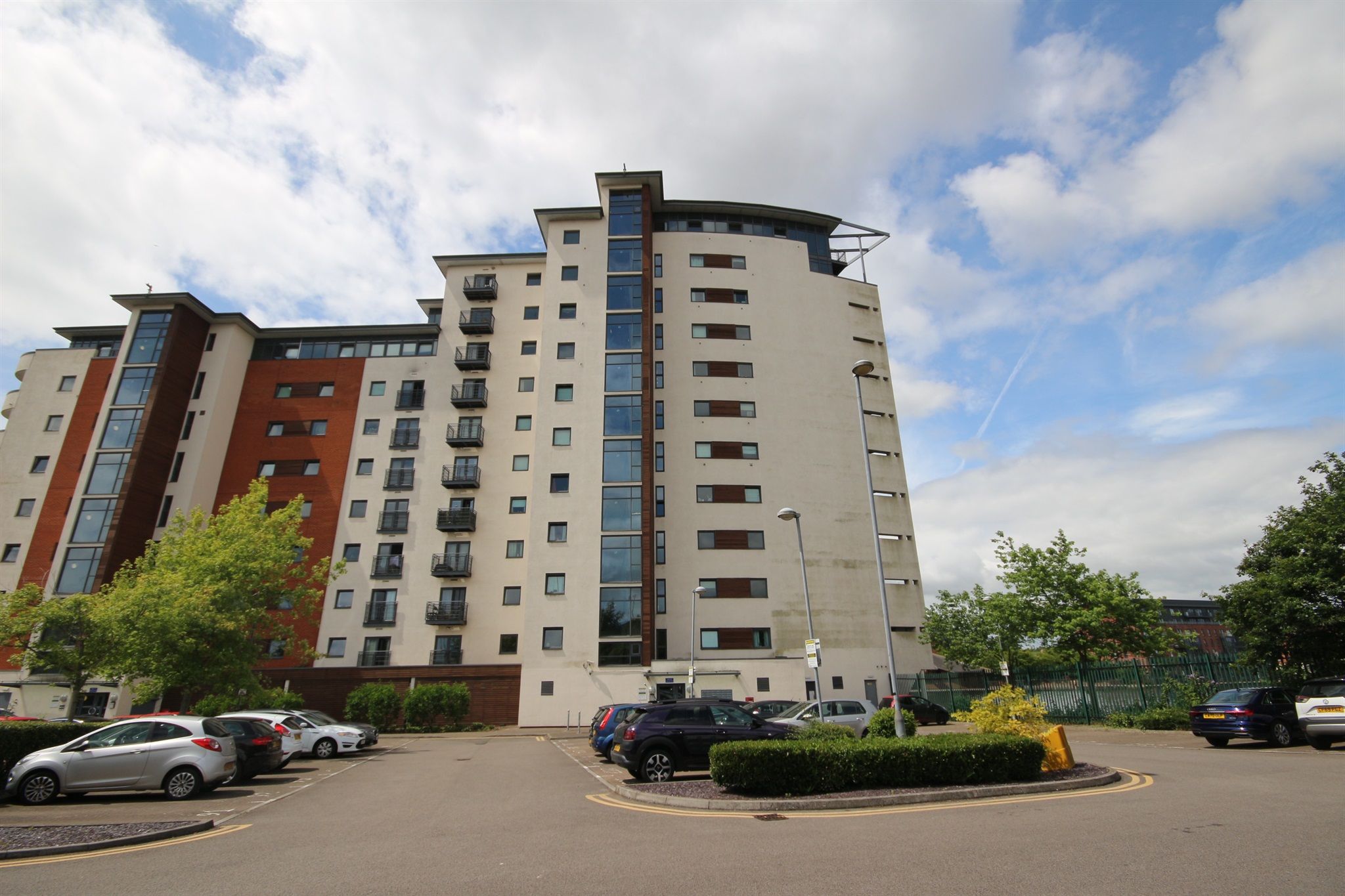 2 bed flat for sale in Galleon Way, Cardiff CF10 Zoopla