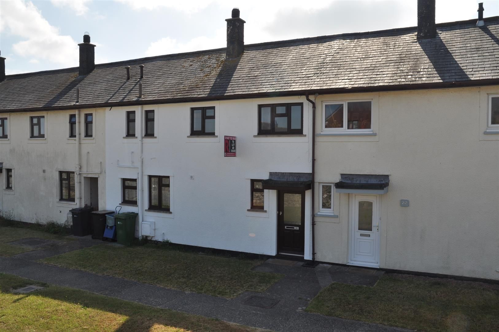 3 bed terraced house to rent in Minffordd Road, Caergeiliog, Holyhead