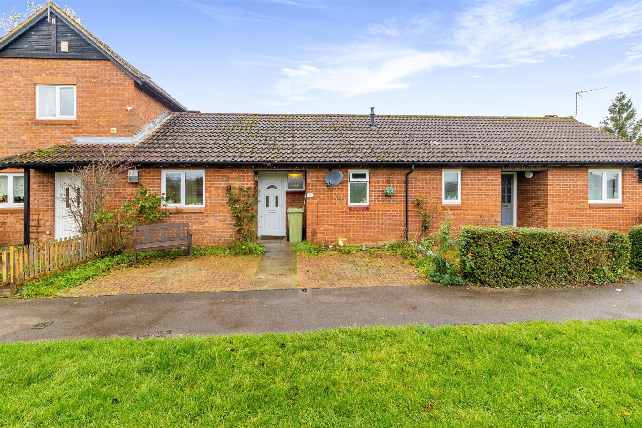 2 bed terraced bungalow for sale in Caraway Close, Walnut Tree, Milton